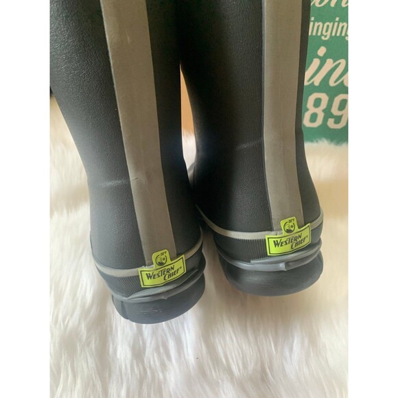 Western Chief Boots Size 4 youth - Picture 5 of 10